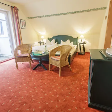 Hotell Kurhaus Devin 3*