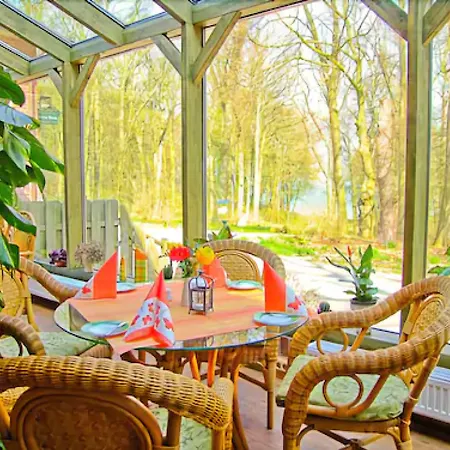 Hotell Kurhaus Devin 3*